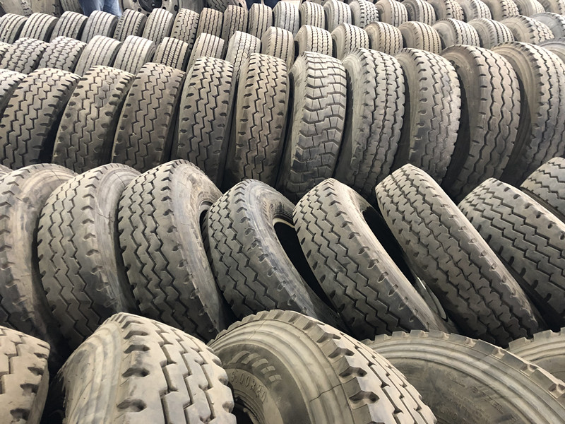USED TRUCK TYRE